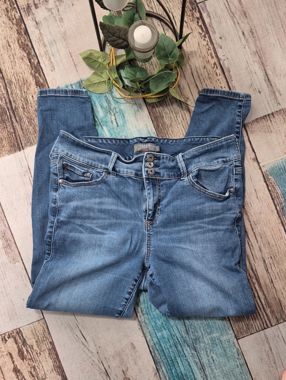 Torrid Feel The Fit Super Soft  Jegging